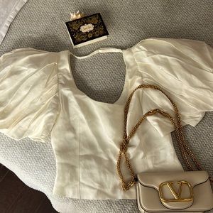 FRAME off white puff sleeve top